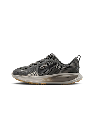 Nike Vomero sneaker Medium Ash/College Grey/Pale Ivory/Zwart