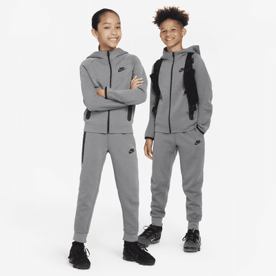 Nike Sportswear Tech Fleece Older Kids' (Boys') Winterized Trousers