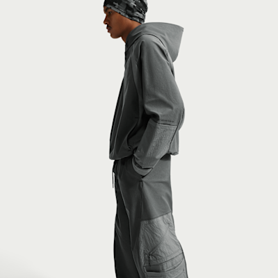 Pants de estilo funcional Dri-FIT de tejido Knit Shori para hombre Nike Tech