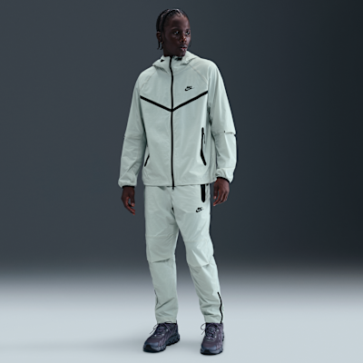 Nike Tech