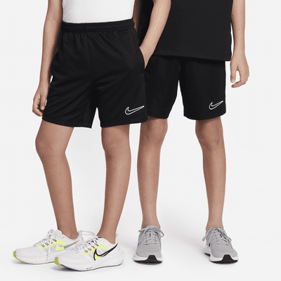 Shorts de entrenamiento Dri-FIT para niños talla grande Nike Trophy23