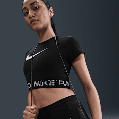 Nike Pro Women's Dri-FIT Short-Sleeve Cropped Graphic Top