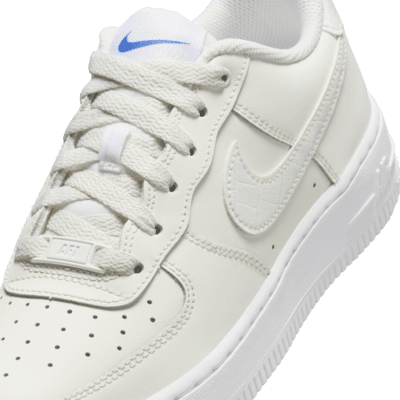 Nike Air Force 1 LV8 Older Kids' Shoes