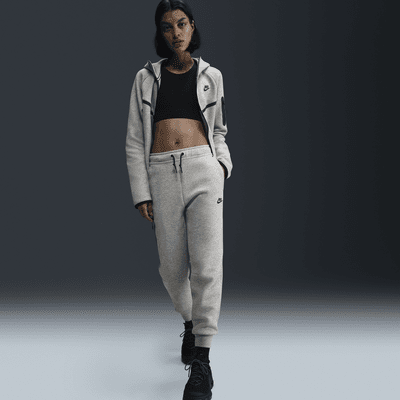 Calças desportivas de cintura normal Nike Sportswear Tech Fleece para mulher