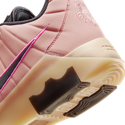 LeBron Witness 9 Basketball Shoes
