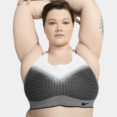 Brassière de sport non rembourrée à maintien supérieur Nike Swoosh Flyknit pour femme