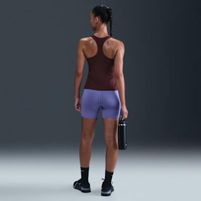 Camiseta de tirantes con bra deportivo con almohadilla de media sujeción para mujer Nike Swoosh