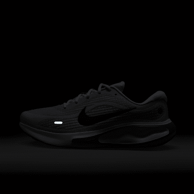 Tenis de correr en pavimento para hombre Nike Journey Run