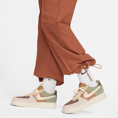 Nike Sportswear Everything Wovens Women's Mid-Rise Open-Hem Pants