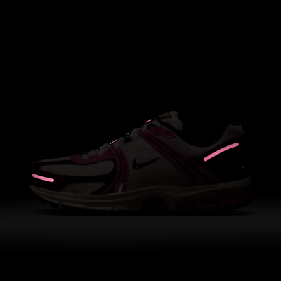 Nike Zoom Vomero 5 Women's Shoes