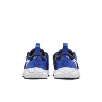 Tenis para bebé e infantil Nike Team Hustle D 11