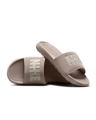 Unisex  Nike Victori One SE Slides