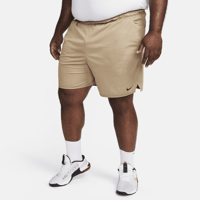 Shorts versátiles sin forro Dri-FIT de 18 cm para hombre Nike Totality