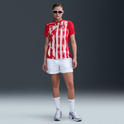 Primera equipación Academy Pro Atlético de Madrid Camiseta de manga corta de fútbol para antes del partido Nike Dri-FIT - Mujer