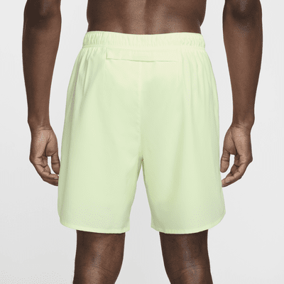 Nike Challenger Dri-FIT 2-in-1-Laufshorts für Herren (ca. 18 cm)