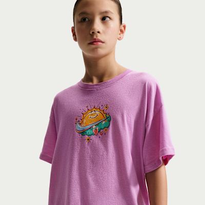 Nike Sportswear Older Kids' T-Shirt