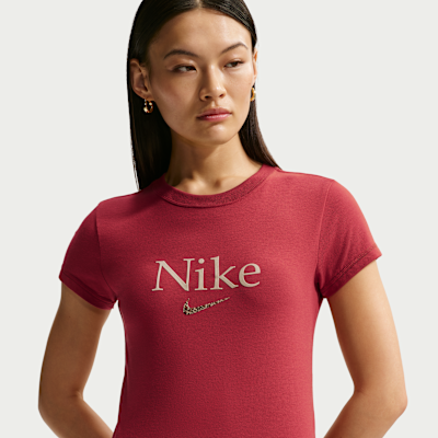 Nike Sportswear Women's Cropped T-Shirt