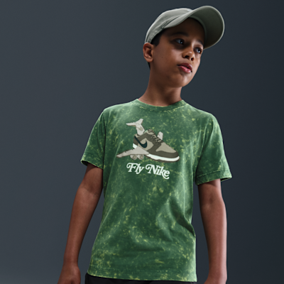 Nike Sportswear Older Kids' T-Shirt
