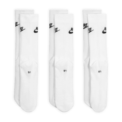 Nike Sportswear Everyday Essential Crew Socks (3 Pairs)