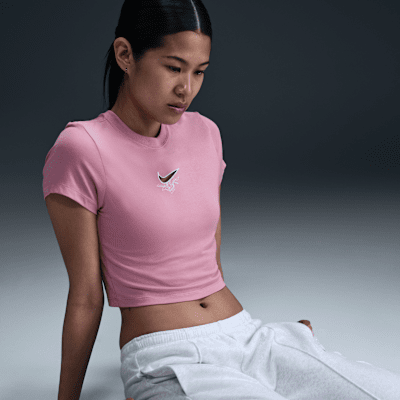 Playera slim cropped para mujer Nike Sportswear Chill Knit