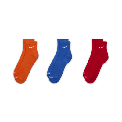 Nike Everyday Plus Cushioned Training Ankle Socks (3 Pairs)