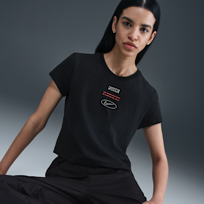 Nike Sportswear T-Shirt mit Grafik für Damen