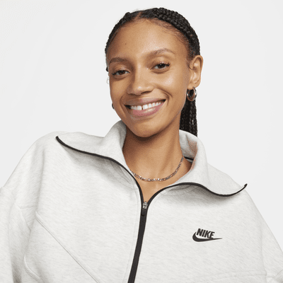 Chamarra de entrenamiento holgada de cierre completo para mujer Nike Sportswear Tech Fleece