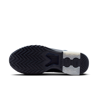 LeBron Witness 9 Basketball Shoes