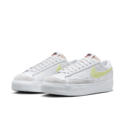 รองเท้าผู้หญิง Nike Blazer Low Platform