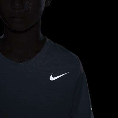 Nike Dri-FIT Miler Older Kids' (Boys') Training Top