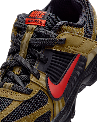 Nike Vomero 5