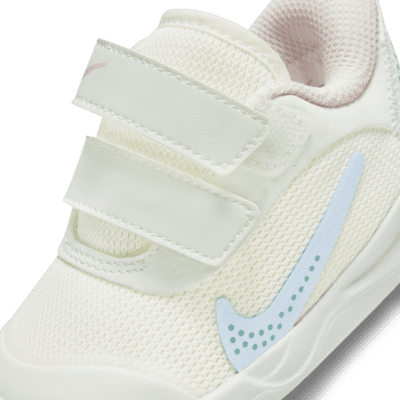 Nike Omni Multi-Court Baby/Toddler Shoes.