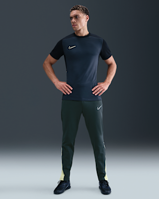 Мужские  Nike Academy Winter Warrior Therma-FIT Soccer Pants