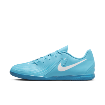 Nike Phantom GX 2 Club IC Low-Top Football Shoes