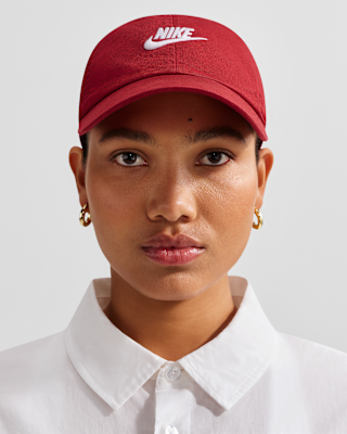 Женская кепка Nike Club Unstructured Futura Wash Cap