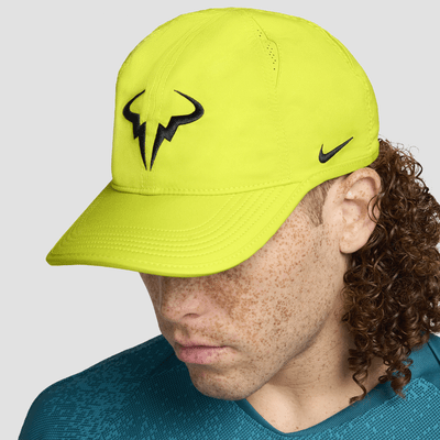 Nestrukturovaná kšiltovka Nike Dri-FIT Club Rafa