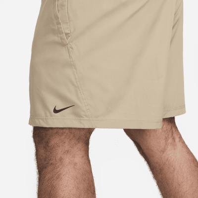 Shorts versátiles Dri-FIT de 13 cm sin forro para hombre Nike Form