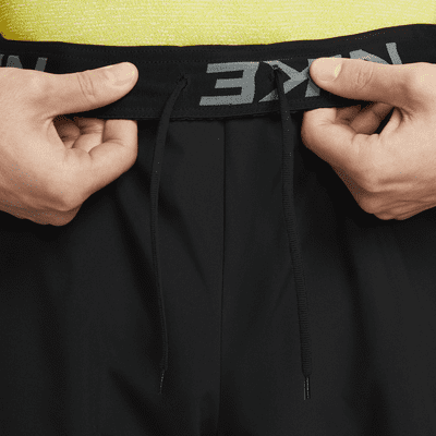 Nike Dri-FIT Flex 男款 9" 梭織健身短褲