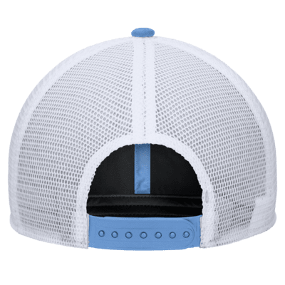 Gorra de rejilla universitaria con cierre a presión Nike UNC