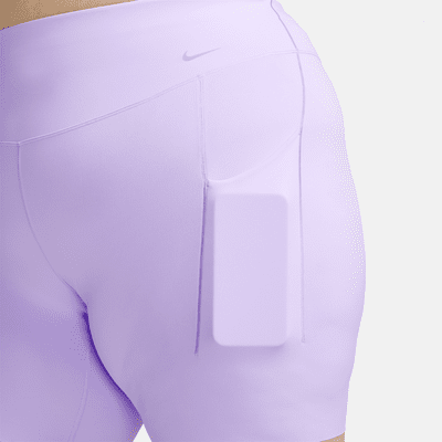 Shorts de ciclismo de 20 cm de tiro alto de media sujeción para mujer Nike Universa con bolsillos (talla grande)