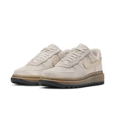 Nike Air Force 1 LX Erkek Ayakkabısı