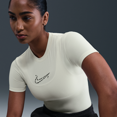 Nike Sportswear Women's Tight Cropped T-Shirt