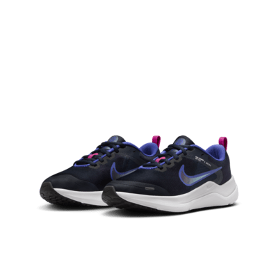 Tenis de correr en carretera para niños grandes Nike Downshifter 12