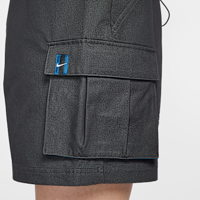 Nike Sportswear Women's 5" Cargo Shorts