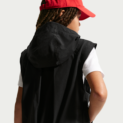 Αμάνικο μπουφάν Nike Sportswear Tech Woven για μεγάλα αγόρια