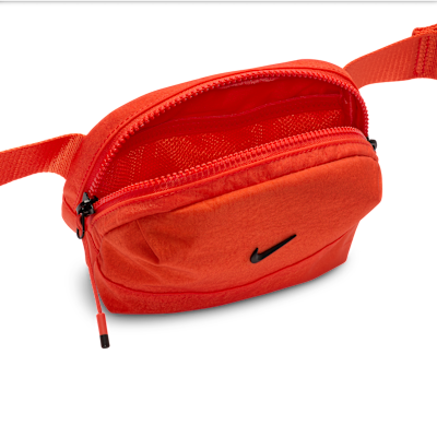 Taška Nike Aura přes rameno (2 l)