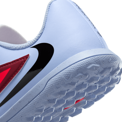 Nike Jr. Phantom 6 Low Club Big Kids' Turf Soccer Shoes
