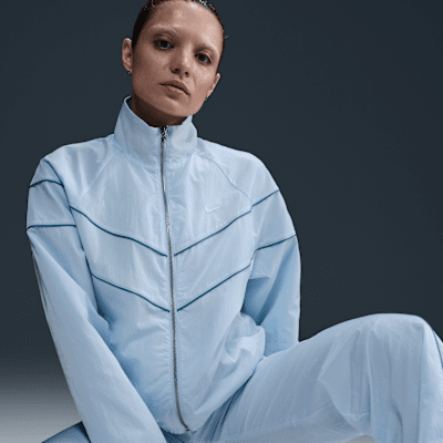 Nike Windrunner Women's Loose UV Woven Full-Zip Jacket
