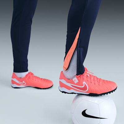 FC Barcelona Strike Üçüncü Nike Dri-FIT Total 90 Örgü Kadın Futbol Eşofman Altı