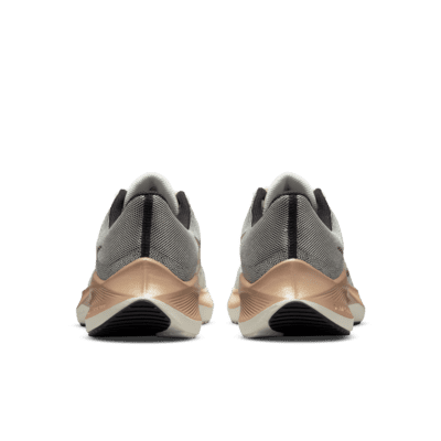 Road Running Shoes. Nike 